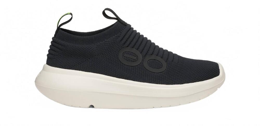 NEW OOFOS women's oomy zen slip on shoes in chalk / black